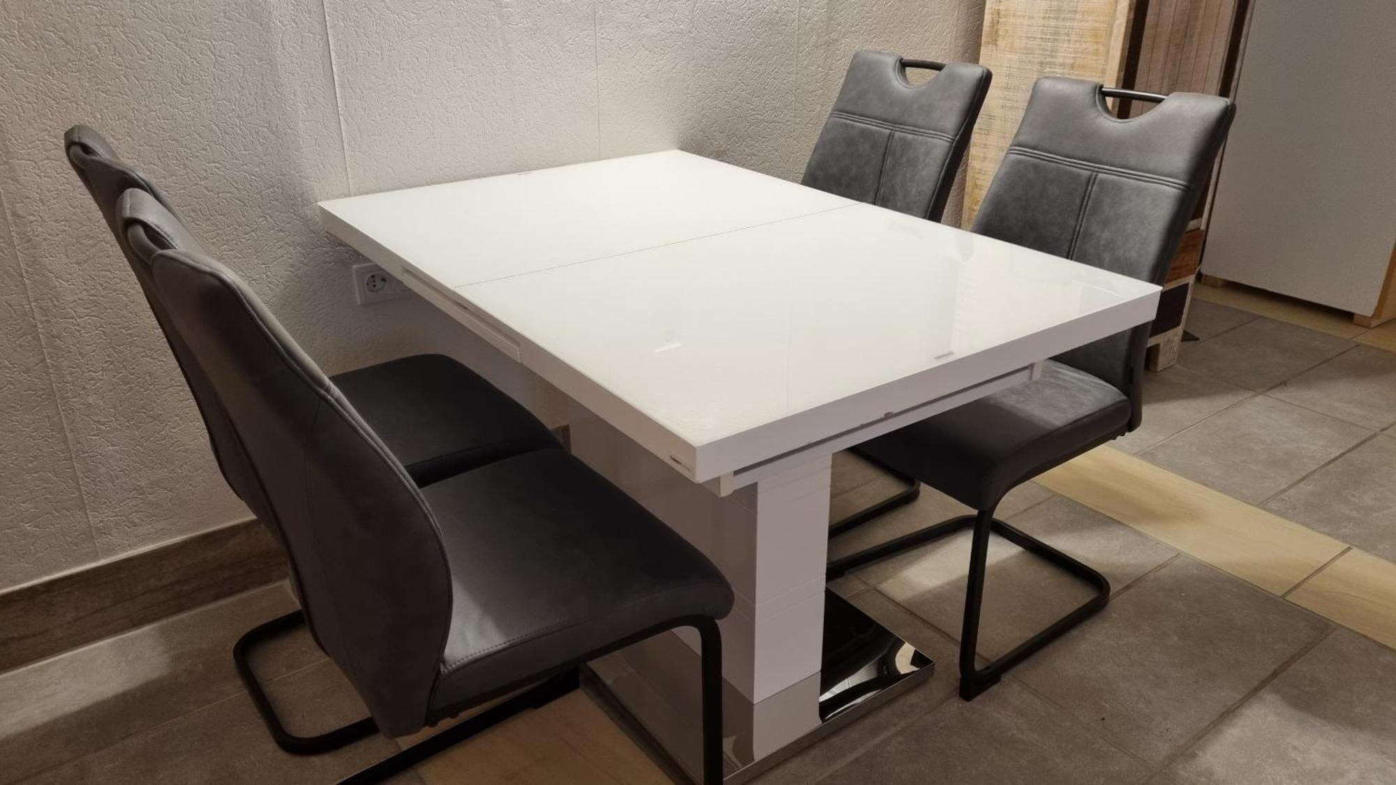 Modern Eingerichtete 3-Zi-Ferienwohnung Zu Vermieten Löffingen Εξωτερικό φωτογραφία